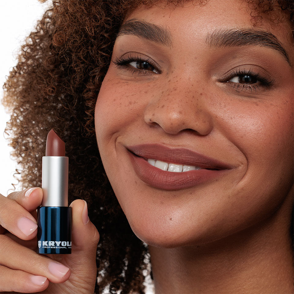 Batom Velvet Kiss Kryolan – imagem oficial 4