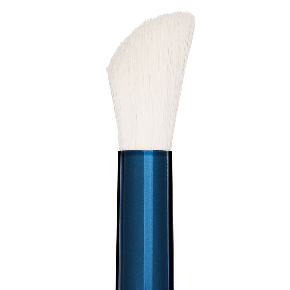 Pincel Blue Master para Esfumar em Ângulo Kryolan – imagem oficial 2